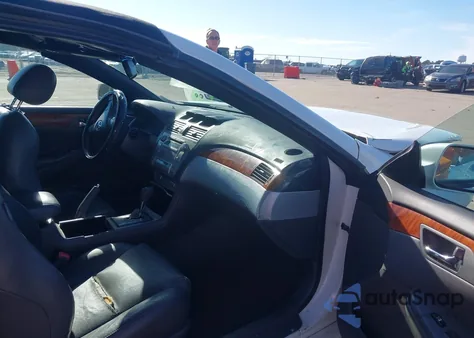 2008 Toyota Camry Solara Sle z USA, uszkodzony, nr VIN 4T1FA38PX8U149073